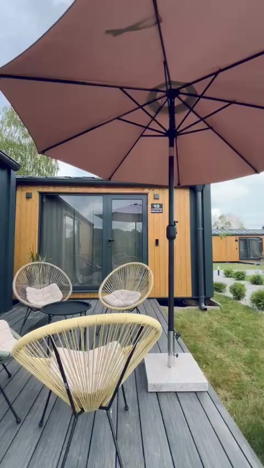 Besucherpark: fertiges Modul mit Terrasse